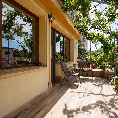 Cozy - Green Terrace Apartment Plovdiv